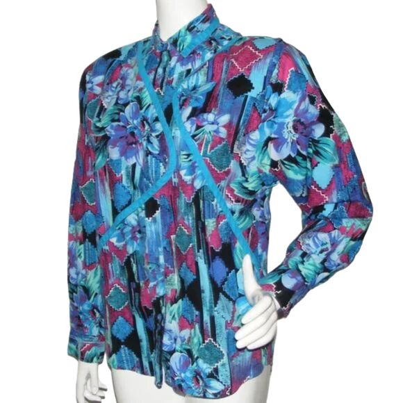 Vintage WRANGLER Shirt, L,  Blue/Purple floral,  Flaps, Button front, LS - Picture 4 of 11